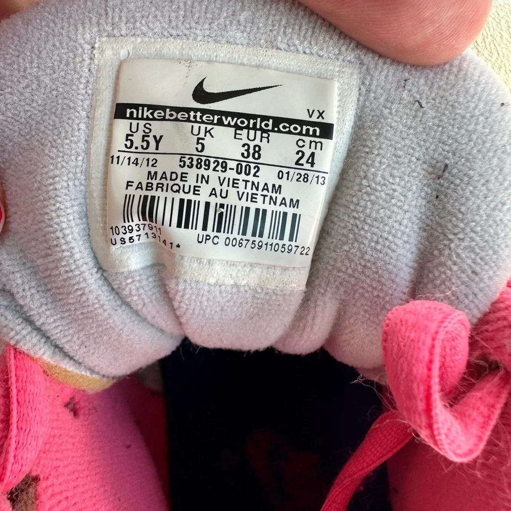 Nike Air‎ Speed Turf GS Kids Sneakers - Gray, Pink, and Blue Size 5.5
